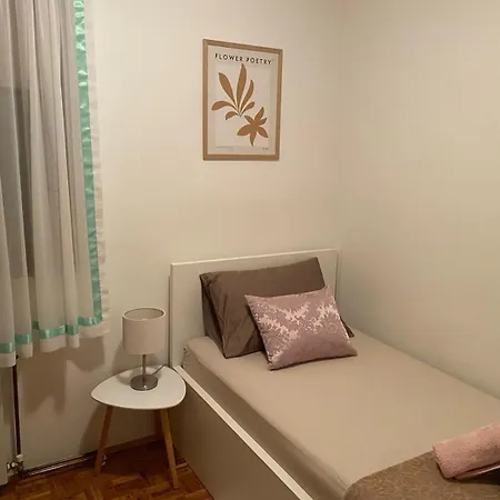 Holiday home Kuca Za Odmor Sunce *