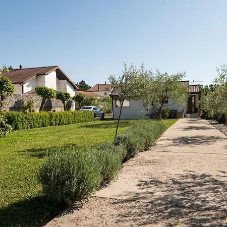 Holiday home Kuca Za Odmor Sunce *